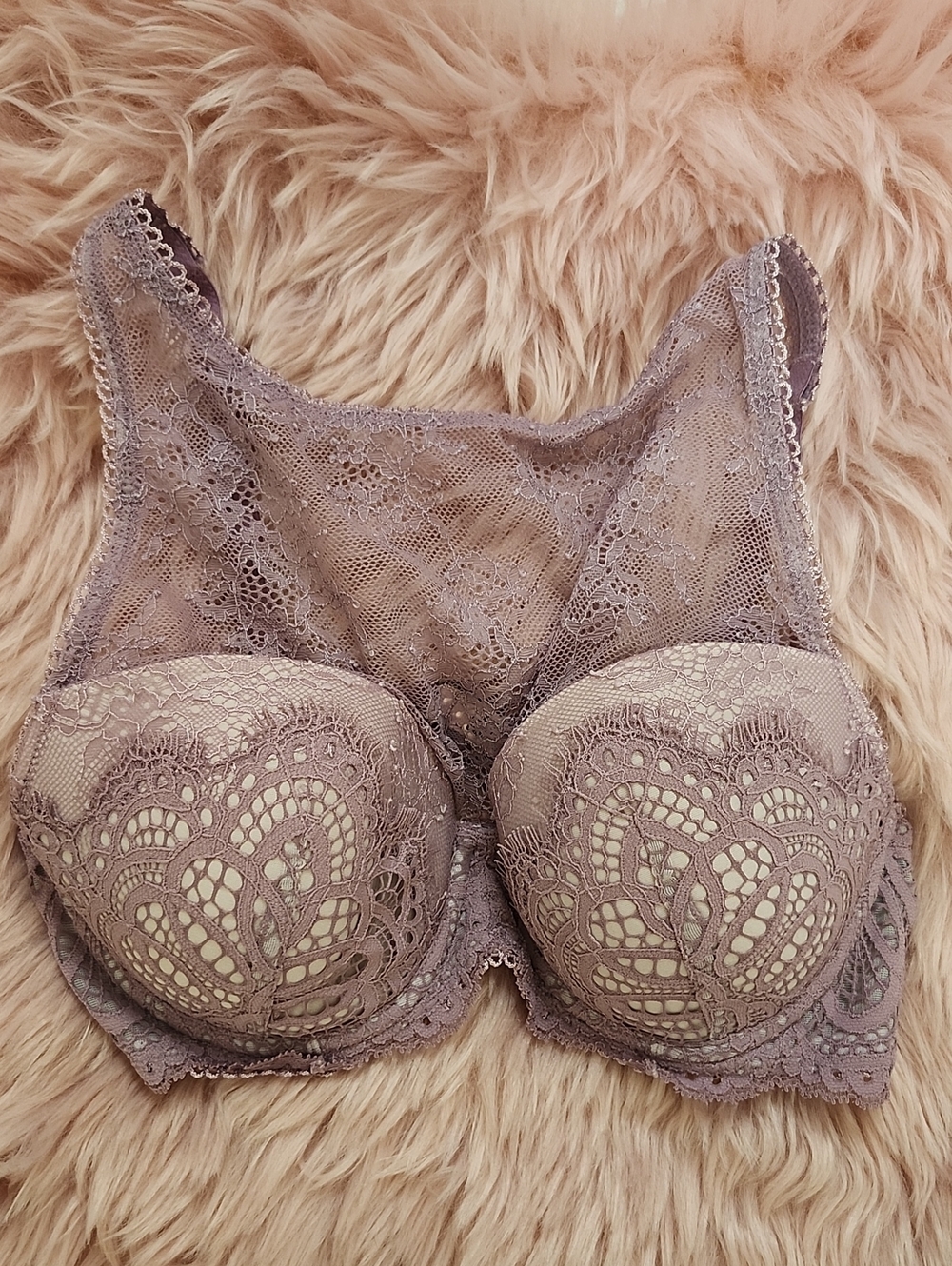 PRE-LOVED VICTORIA'S SECRET DREAM ANGELS LINED DEMI BRA-34C